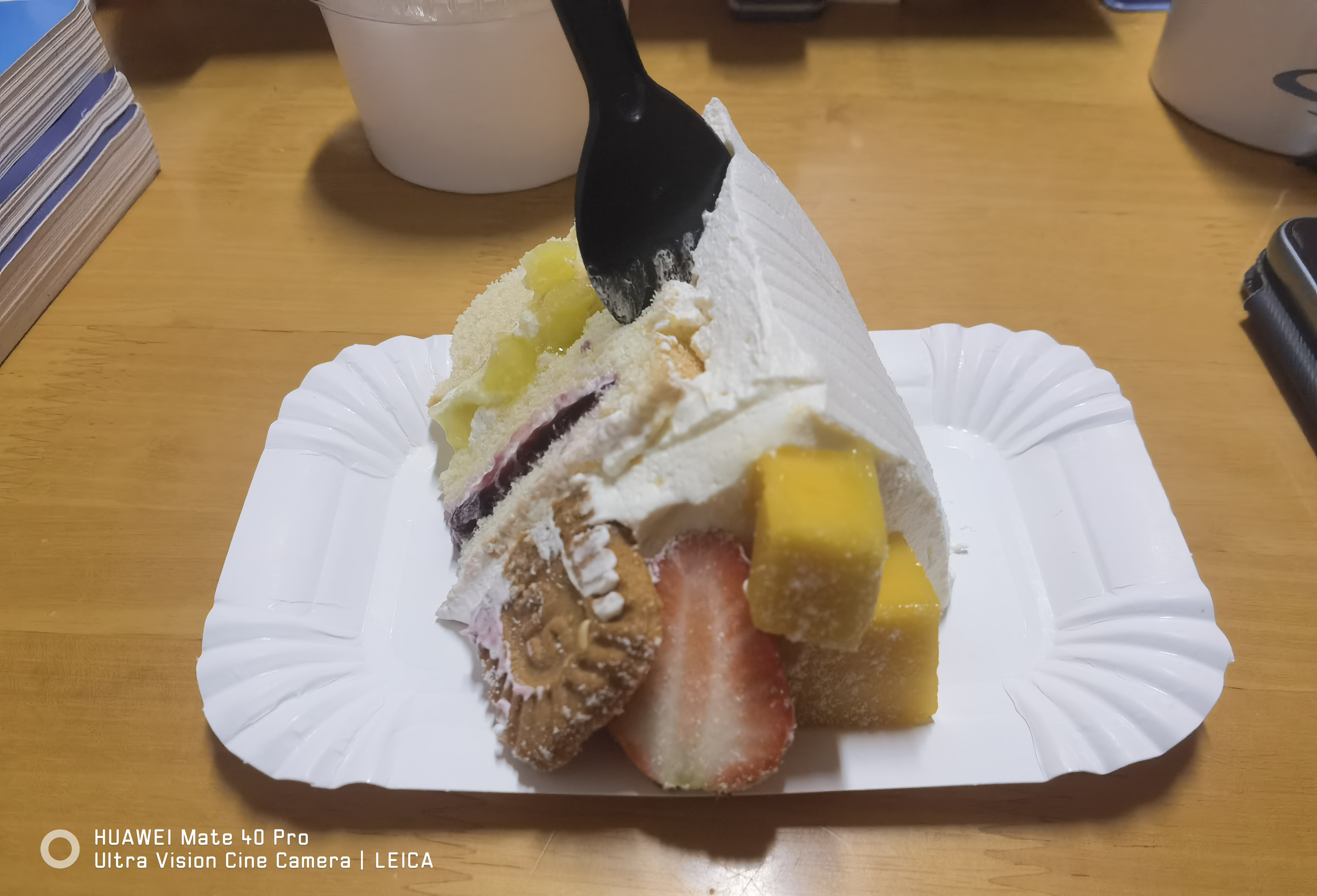 和学是同一天生日,蹭蹭蛋糕
